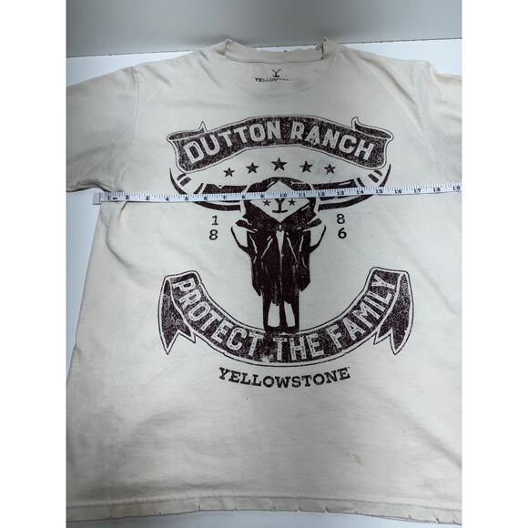 Dutton Ranch Protect The Zfamily Yellowstone Graphic Tee Sz S Flaws - Picture 5 of 7